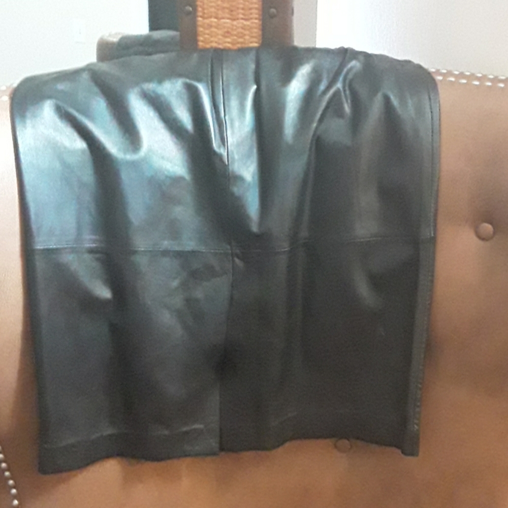 black leather sz 14 skirt